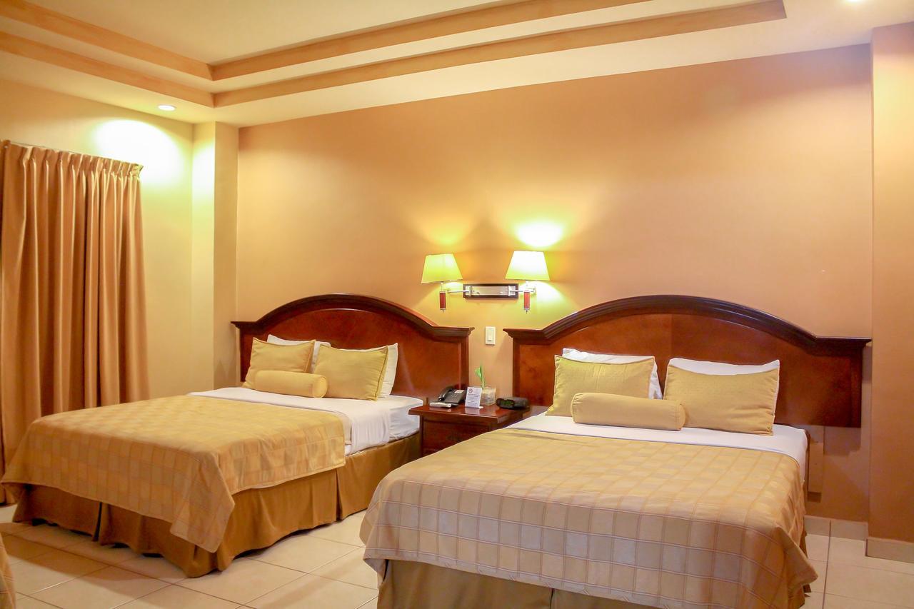 Hotel Monteolivos Сан-Педро-Сула Екстер'єр фото