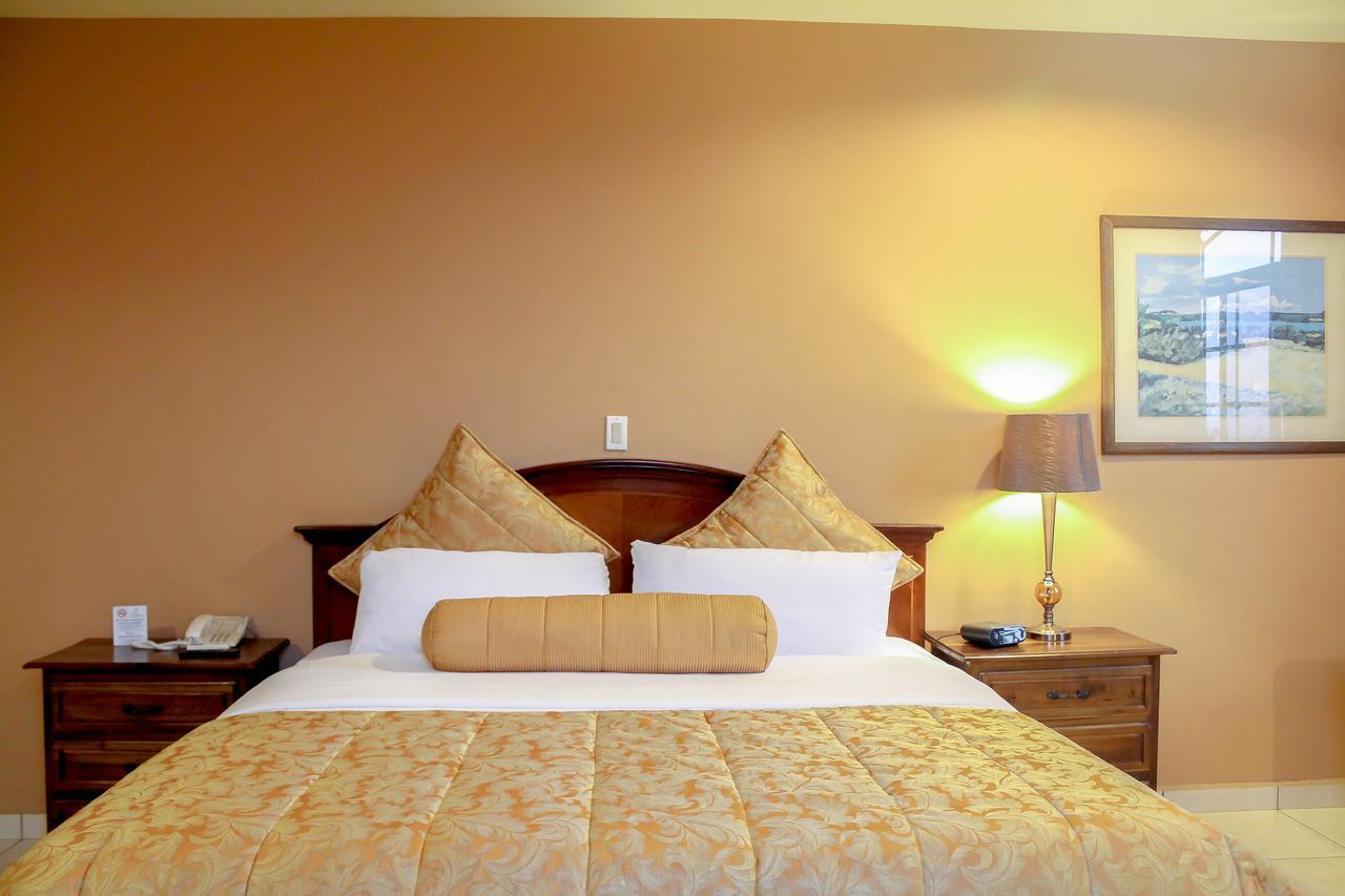 Hotel Monteolivos Сан-Педро-Сула Екстер'єр фото