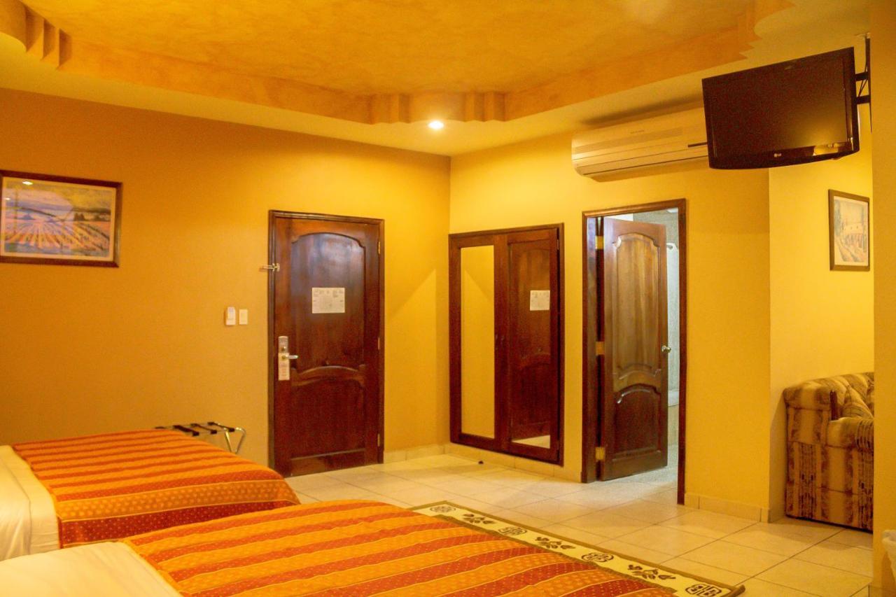 Hotel Monteolivos Сан-Педро-Сула Екстер'єр фото